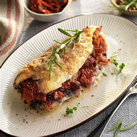 Truchas al horno con jamón y tomates secos