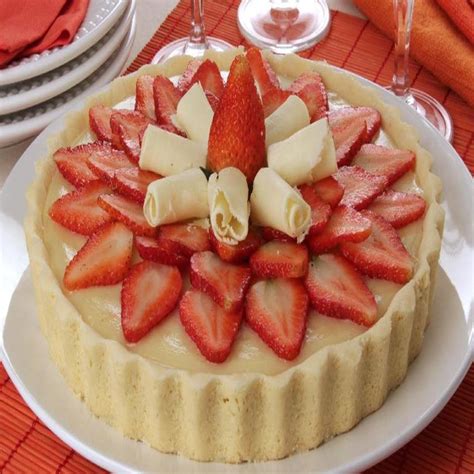 Torta De Chocolate Branco E Morango De Dar Gua Na Boca