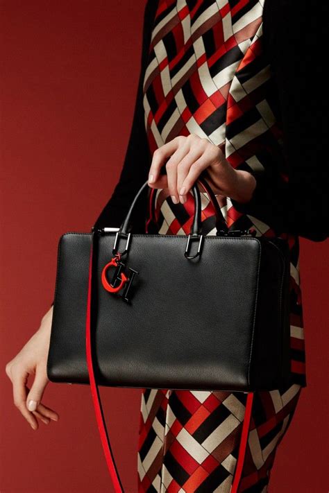 Ch Carolina Herrera Lookbook 3 Carolina Herrera Handbags Chic