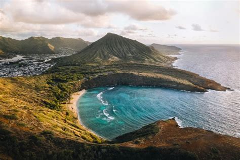 Surfing Guide to Oahu, Hawaii