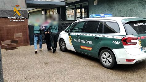 Ministerio Del Interior La Guardia Civil Desarticula Una Organización Criminal Que Habrían