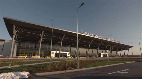 Aeroporti I Prishtinës Trafiku Ajror Mbetet Me Ndalesë Deri Më 27