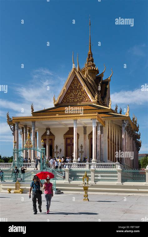 Silver Pagoda Wat Preah Keo Morakot Preah Vihear Morakot At The Royal