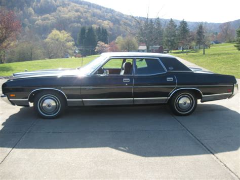 Ford Ltd Brougham Galaxi Classic Antique Sedan Cid Bbl Auto