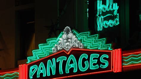 The Best Restaurants Near The Pantages Theatre