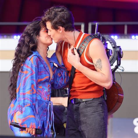 Camila Cabello e Shawn Mendes terminaram de vez em 2023 após dois anos