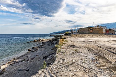 Messina Il Litorale Di Maregrosso Liberato Dai Rifiuti Foto