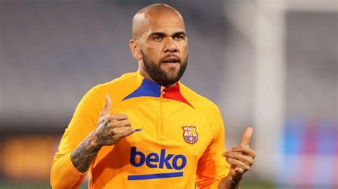 Após sair da prisão Daniel Alves pode receber valor da fiança de volta