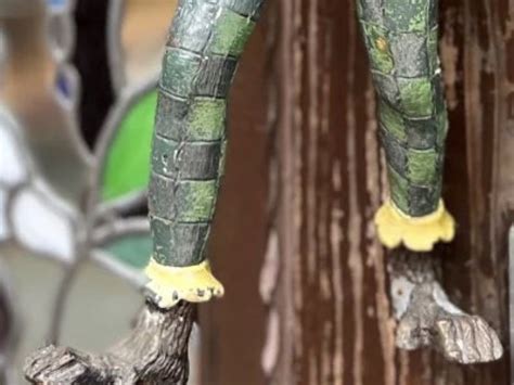 'RHONY' Alum Heather Thomson Sparks Outrage After Posing With Racist