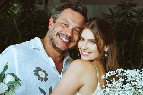 Isabella Santoni E Henrique Blecher Se Casam No Rio De Janeiro Ofuxico