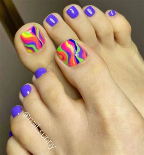 45 Pretty Toe Nails To Try In 2022 Colourful Swirl Bright Purple