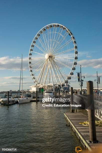 29 National Harbor Ferris Wheel Stock Photos, High-Res Pictures, and ...