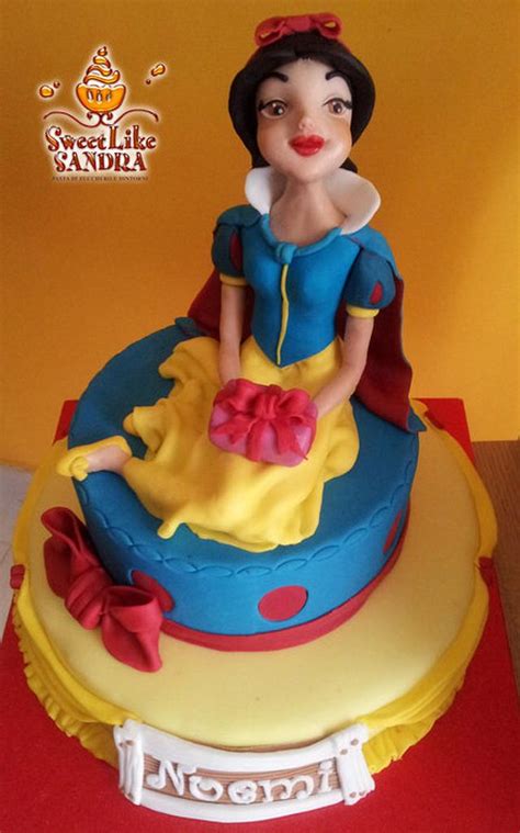 Snow White Cake Decorated Cake By Sandra Cakesdecor