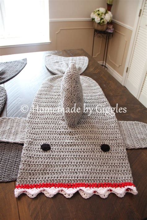 Crochet Shark Blankets Homemade by Giggles Häkeln Schlafsack Stricken