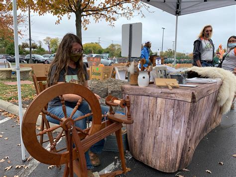 Wool Spinning Bring The Farm To You®