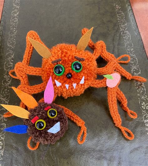 Crash Bandicoot Knitted Fan Art Pom Pom Spider Plush With Aku Aku