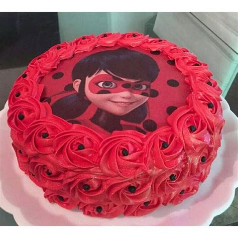 Descubrir 52 Imagen Ladybug Para Pastel Abzlocalmx