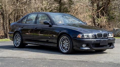 This 2001 Low Mile Bmw E39 M5 Is The Ultimate Go Fast Sedan Autoevolution