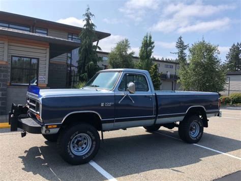 1986 Dodge Ram W150 Lifted Low Mi 4x4 360 4 Speed Rust Free Worldwide