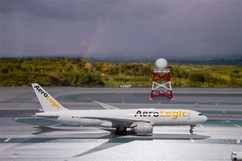 AeroLogic Boeing 777 FZN D AALC JCW Taxiing 1 400 1 Flickr