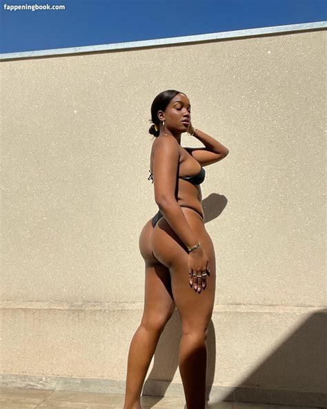 Iza Bbyiza Nude Onlyfans Leaks The Fappening Photo