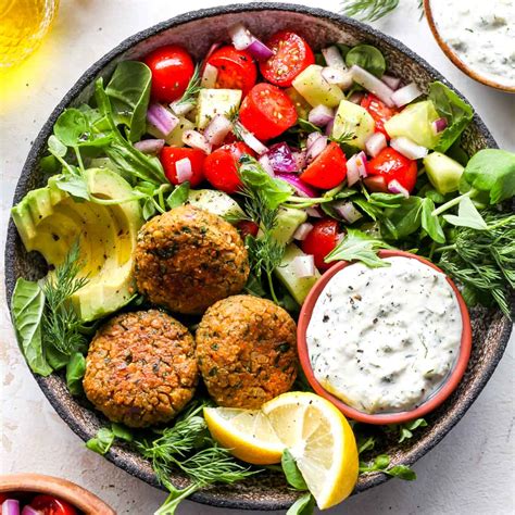 Falafel Salad