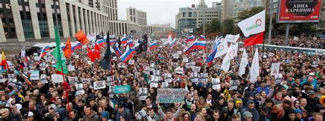 Russie Pr S De Personnes Manifestent Moscou Pour R Clamer