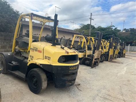 Empilhadeira hyster Máquinas para industria em Contagem FarmBy