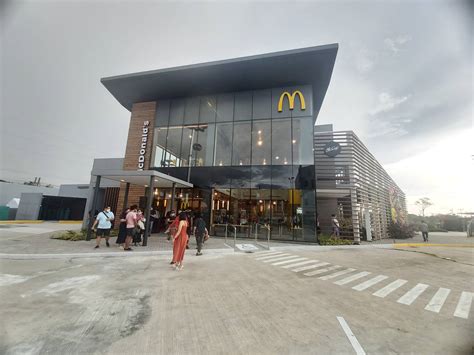 Daily Guardian on Twitter: "LOOK: McDonald’s Philippines gives a first ...