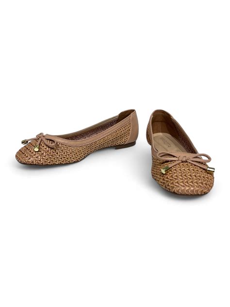 sapatilha nude YOUR SHOES Calçados Feminino Bolsas e Acessórios