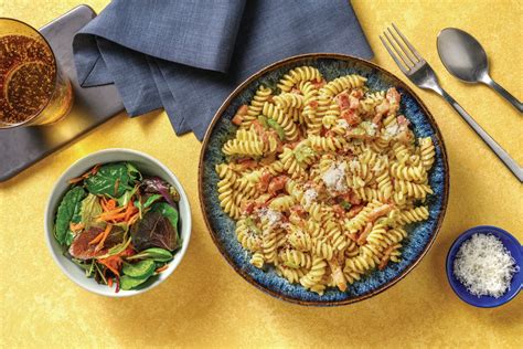 Bacon Creamy Pesto Fusilli Recipe Hellofresh