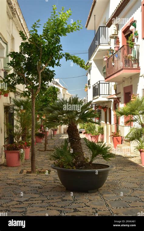 Old town estepona hi-res stock photography and images - Alamy