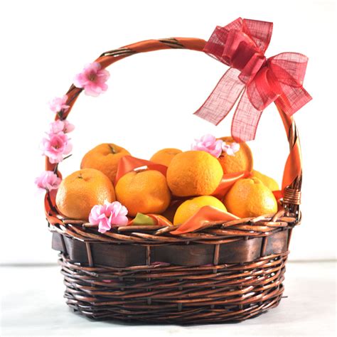 Online Bright Oranges Basket For New Year T Delivery In Singapore Fnp