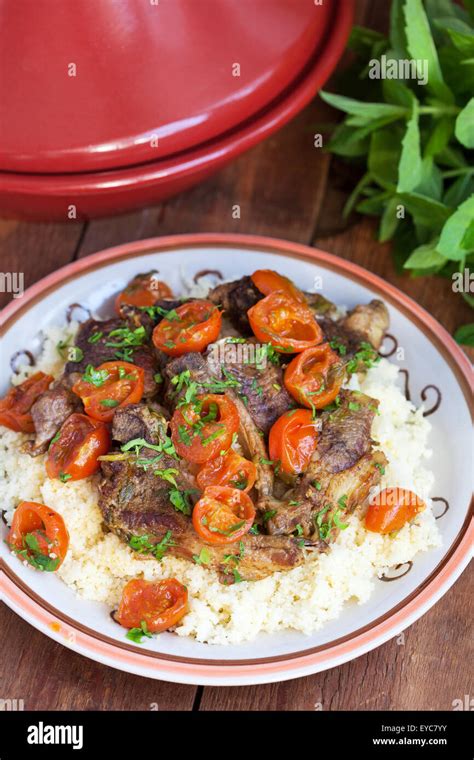 Couscous De Tajine D Agneau Marocaine Banque D Image Et Photos Alamy