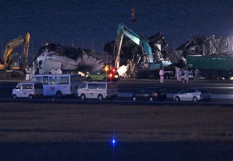 日航機衝突：東京・羽田衝突 海保機長、離陸許可誤認か 滑走路に40秒停止 毎日新聞