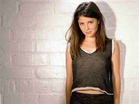 Shiri Appleby Height Weight Bra Bio Figure Size HeightBra