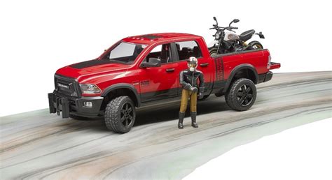 Ram 2500 Power Wagon Mit Ducati Bruder Ducati Bruder Motorrad