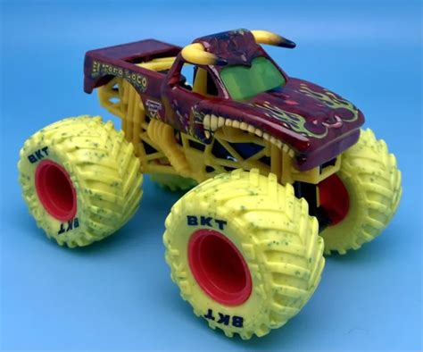 Monster Jam Monster Truck El Toro Loco Zombie Vs Hunter Dition