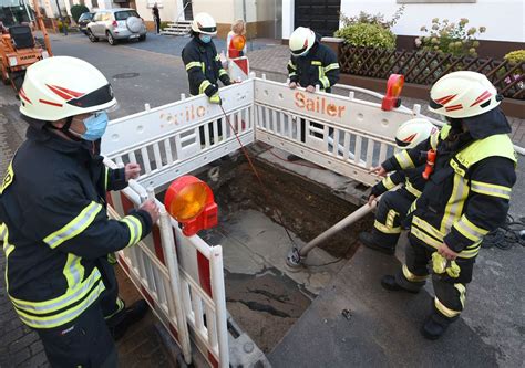 Wasserrohrbruch Feuerwehr Edingen Neckarhausen