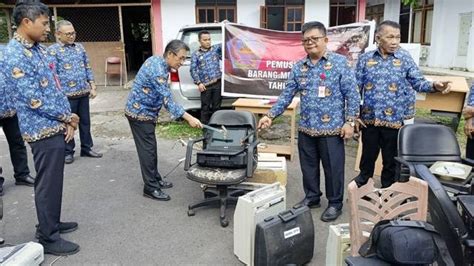 Pemkab Sitaro Lakukan Penghapusan Aset Senilai Rp 1 3 Miliar Kumparan