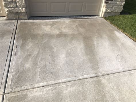 Acid Wash Stained A Concrete Driveway Stainssurfaces Pressure Washing Resource