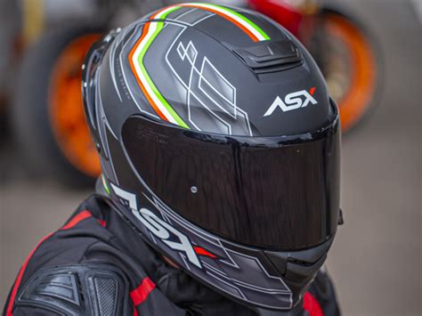 Como Escolher Capacete De Moto Seguro E Dur Vel Confira