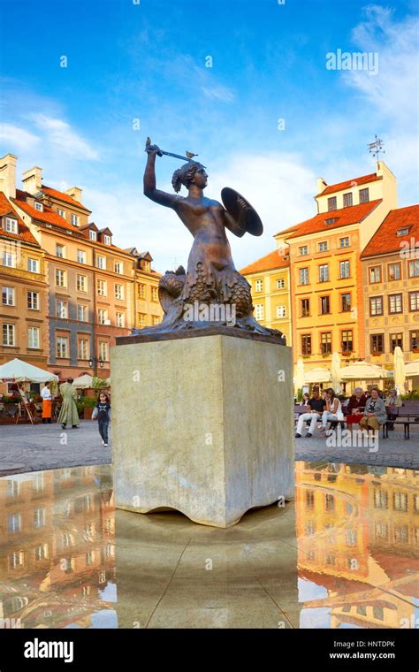 Warsaw Mermaid Hi Res Stock Photography And Images Alamy