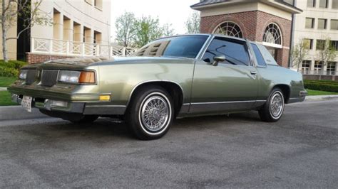 1987 Oldsmobile Cutlass Supreme Brougham Coupe 2 Door 5 0l Classic Oldsmobile Cutlass 1987 For