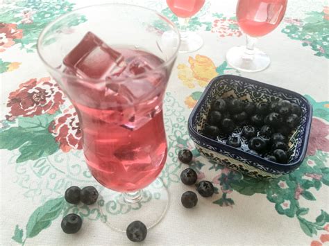 Kompot a Homemade Fruit Drink - Polish Housewife