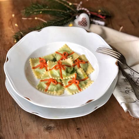 Ravioli Bicolore Con Ricotta E Spinaci La Luna Sul Cucchiaio