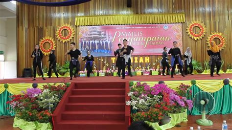 Persembahan 4 Majlis Anugerah Pelajar Cemerlang Dan Graduasi Tingkatan