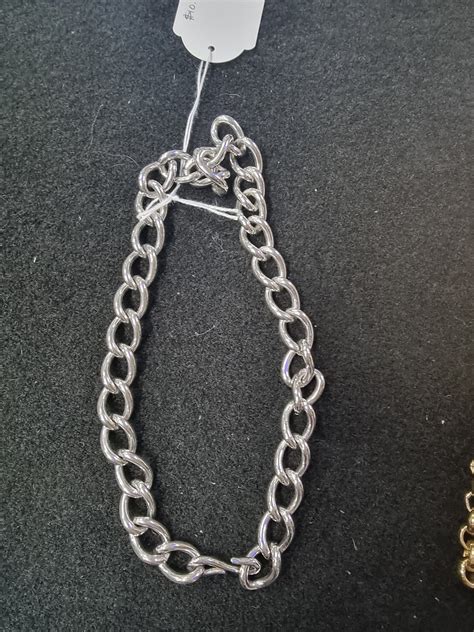 COSTUME JEWELLERY SILVER CHAIN – Captain Comics and Collectables Pty Ltd