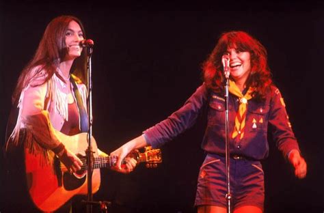 Emmylou Harris Linda Ronstadt Photographed By Henry Diltz