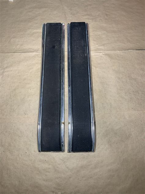 81 90 Dodge Ram Truck Side Trim Moldings Extended Cab Oem D150 D250